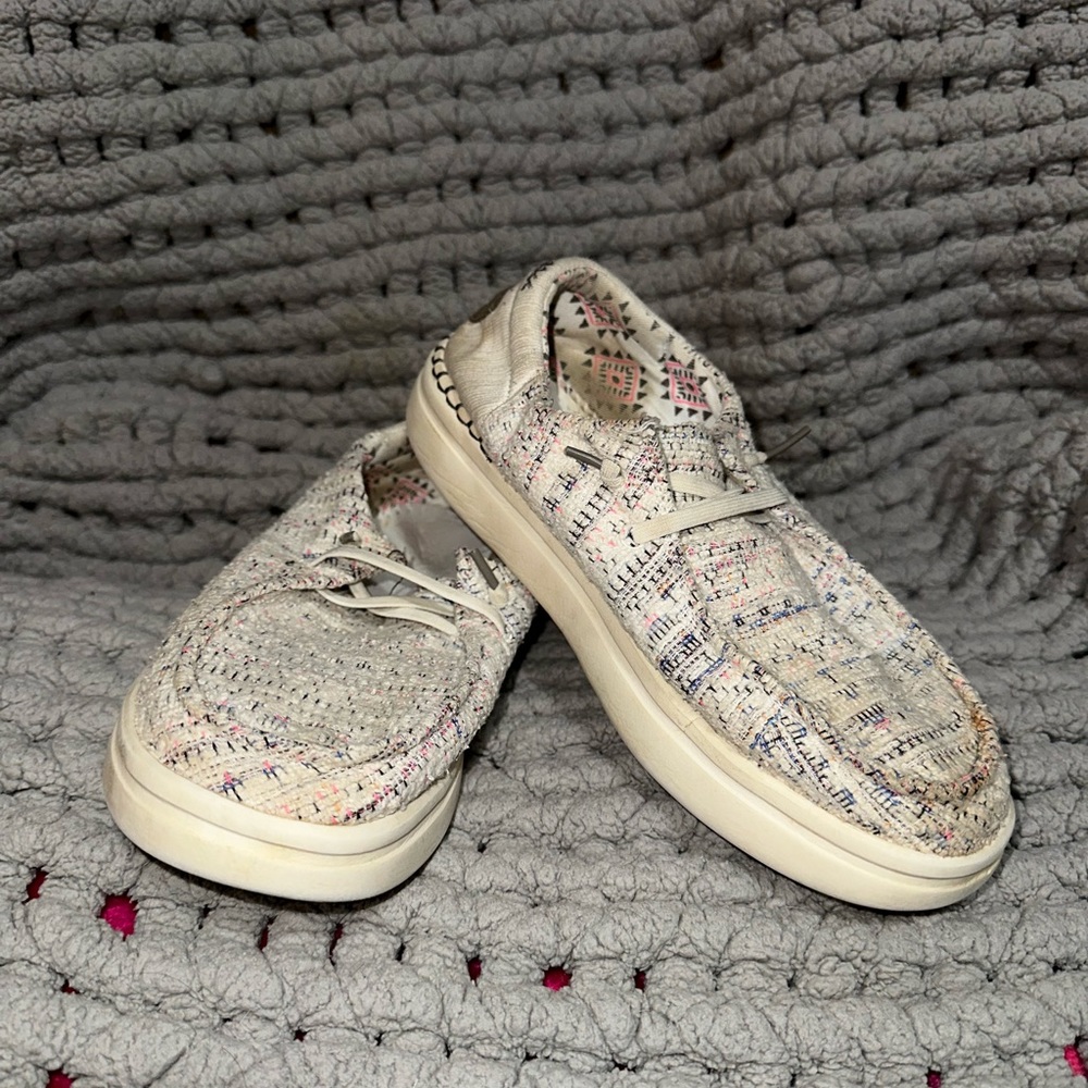 Women’s Hey Dude Wendy Size 7